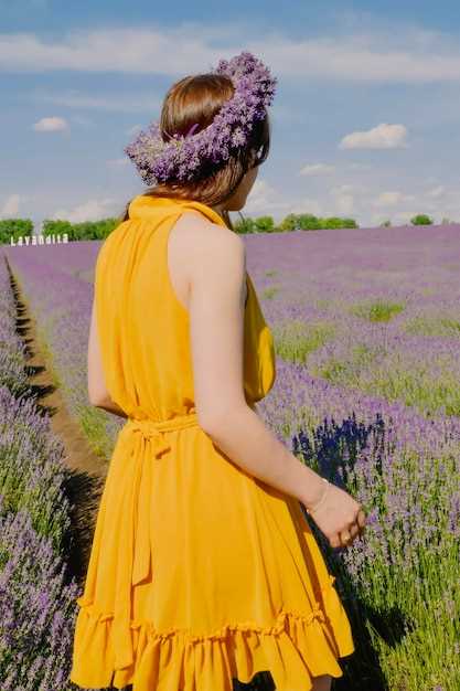 Complementary Shades to Enhance Lavender